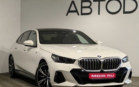 BMW 5 серия, 2023 год, 7 800 000 рублей, 32 фотография