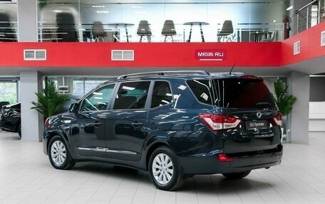 SsangYong Stavic, 2013 год, 1 550 000 рублей, 3 фотография
