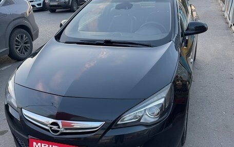 Opel Astra J, 2012 год, 970 000 рублей, 1 фотография