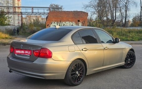 BMW 3 серия, 2009 год, 960 000 рублей, 3 фотография
