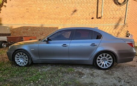 BMW 5 серия, 2004 год, 720 000 рублей, 7 фотография