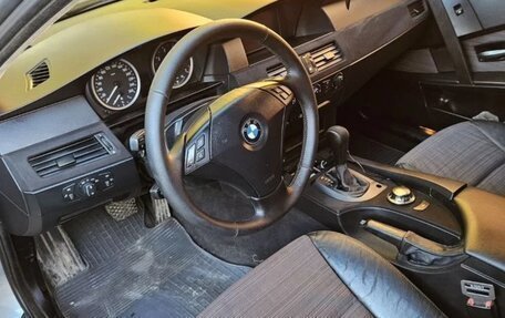 BMW 5 серия, 2004 год, 720 000 рублей, 10 фотография