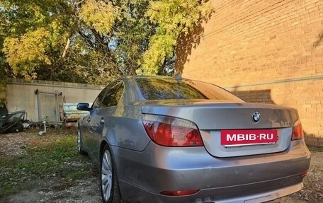 BMW 5 серия, 2004 год, 720 000 рублей, 8 фотография