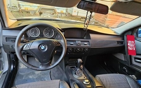 BMW 5 серия, 2004 год, 720 000 рублей, 12 фотография