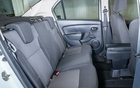 Renault Logan II, 2022 год, 1 370 000 рублей, 7 фотография