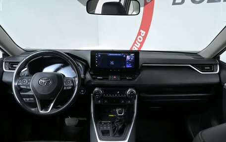 Toyota RAV4, 2023 год, 3 332 000 рублей, 8 фотография
