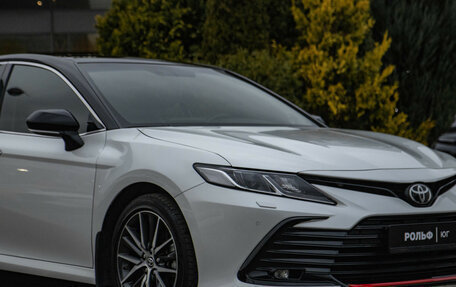 Toyota Camry, 2021 год, 3 500 000 рублей, 5 фотография