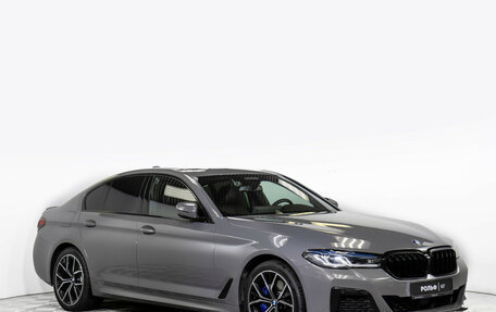 BMW 5 серия, 2022 год, 5 400 000 рублей, 2 фотография
