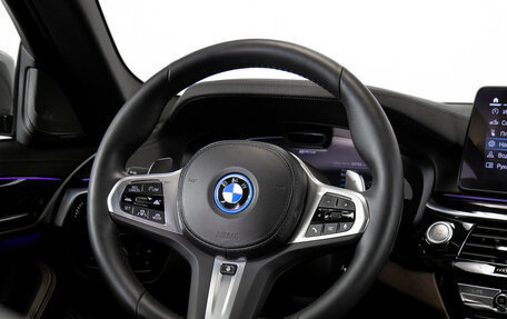 BMW 5 серия, 2022 год, 5 400 000 рублей, 18 фотография