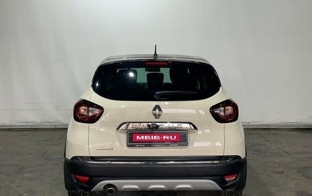 Renault Kaptur I рестайлинг, 2018 год, 1 260 000 рублей, 5 фотография