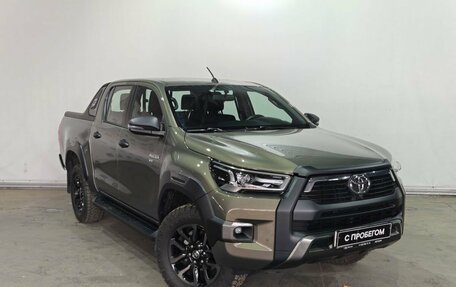 Toyota Hilux VIII, 2022 год, 6 298 000 рублей, 3 фотография
