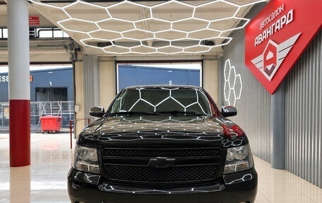 Chevrolet Tahoe III, 2013 год, 2 250 000 рублей, 2 фотография