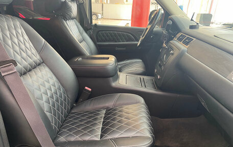Chevrolet Tahoe III, 2013 год, 2 250 000 рублей, 18 фотография