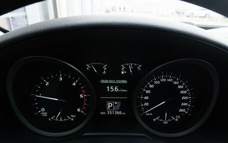 Toyota Land Cruiser 200, 2014 год, 4 361 000 рублей, 24 фотография