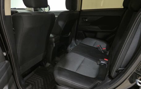 Mitsubishi Outlander III рестайлинг 3, 2016 год, 1 340 000 рублей, 18 фотография