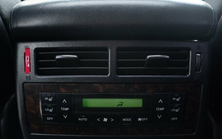 Toyota Land Cruiser 200, 2014 год, 4 361 000 рублей, 27 фотография