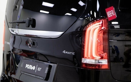 Mercedes-Benz V-Класс, 2021 год, 6 500 000 рублей, 24 фотография
