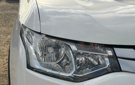 Mitsubishi Outlander III рестайлинг 3, 2014 год, 1 659 000 рублей, 10 фотография