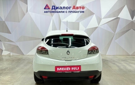 Renault Megane III, 2012 год, 750 000 рублей, 6 фотография
