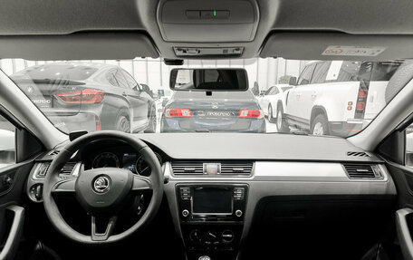 Skoda Rapid I, 2017 год, 1 050 000 рублей, 17 фотография