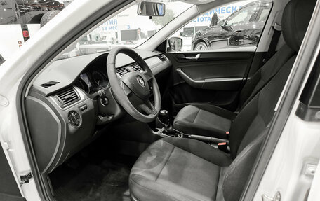 Skoda Rapid I, 2017 год, 1 050 000 рублей, 20 фотография