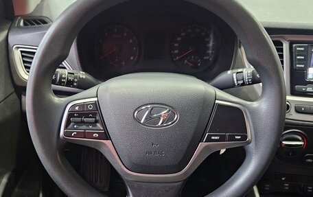 Hyundai Solaris II рестайлинг, 2022 год, 1 339 000 рублей, 11 фотография