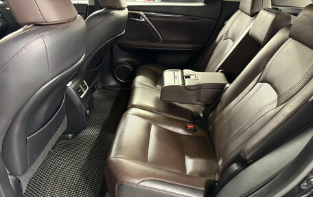 Lexus RX IV рестайлинг, 2017 год, 3 120 000 рублей, 16 фотография