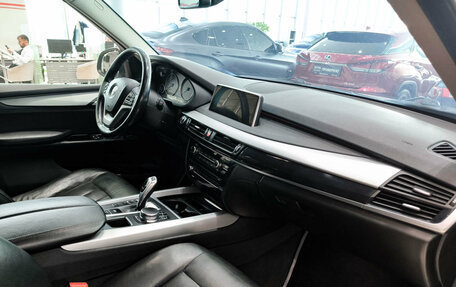 BMW X5, 2017 год, 2 750 000 рублей, 13 фотография