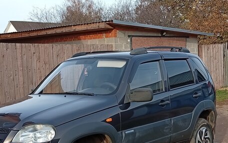Chevrolet Niva I рестайлинг, 2010 год, 470 000 рублей, 2 фотография