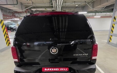 Cadillac Escalade II, 2004 год, 1 990 000 рублей, 7 фотография