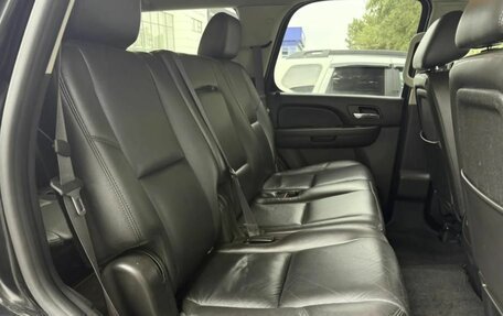 Chevrolet Tahoe III, 2011 год, 1 690 000 рублей, 13 фотография
