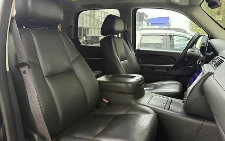 Chevrolet Tahoe III, 2011 год, 1 690 000 рублей, 17 фотография