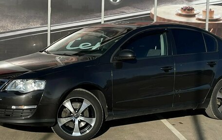 Volkswagen Passat B6, 2010 год, 590 000 рублей, 1 фотография