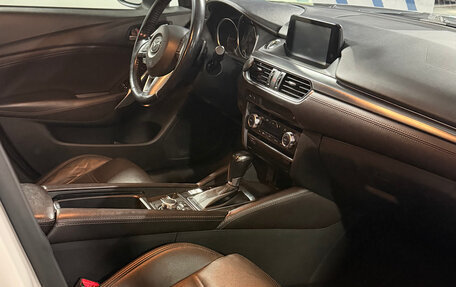 Mazda 6, 2015 год, 2 200 000 рублей, 11 фотография