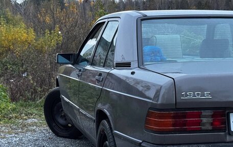 Mercedes-Benz 190 (W201), 1984 год, 400 000 рублей, 6 фотография