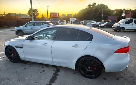 Jaguar XE I рестайлинг, 2016 год, 1 360 000 рублей, 1 фотография
