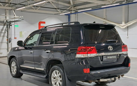 Toyota Land Cruiser 200, 2017 год, 5 600 000 рублей, 8 фотография