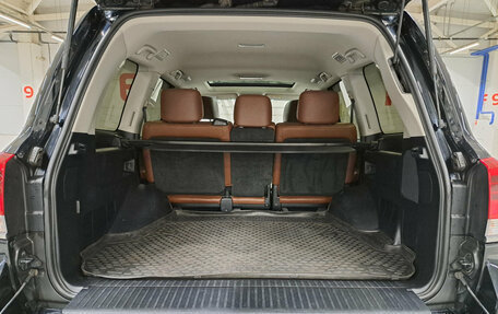 Toyota Land Cruiser 200, 2017 год, 5 600 000 рублей, 12 фотография