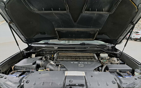 Toyota Land Cruiser 200, 2017 год, 5 600 000 рублей, 11 фотография