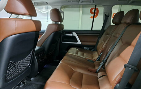 Toyota Land Cruiser 200, 2017 год, 5 600 000 рублей, 15 фотография