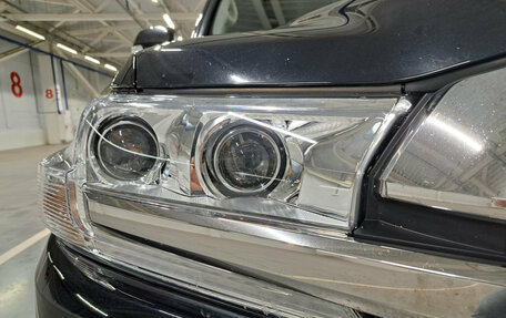 Toyota Land Cruiser 200, 2017 год, 5 600 000 рублей, 21 фотография