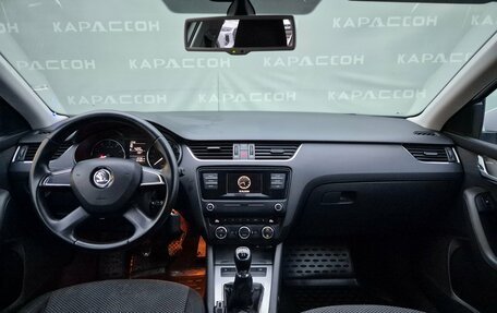 Skoda Octavia, 2015 год, 1 200 000 рублей, 6 фотография