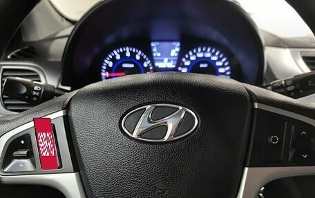 Hyundai Solaris II рестайлинг, 2012 год, 580 000 рублей, 24 фотография