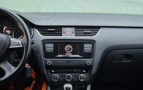 Skoda Octavia, 2015 год, 1 200 000 рублей, 10 фотография
