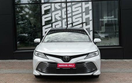 Toyota Camry, 2019 год, 2 835 000 рублей, 3 фотография