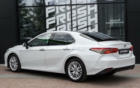Toyota Camry, 2019 год, 2 835 000 рублей, 2 фотография