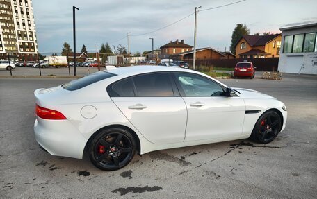 Jaguar XE I рестайлинг, 2016 год, 1 360 000 рублей, 7 фотография