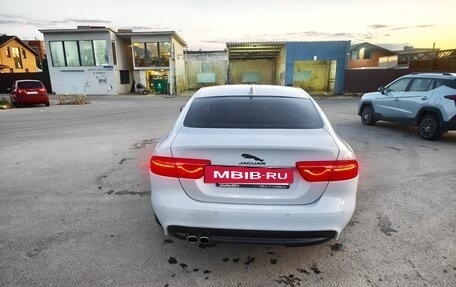 Jaguar XE I рестайлинг, 2016 год, 1 360 000 рублей, 3 фотография