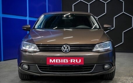 Volkswagen Jetta VI, 2013 год, 1 250 000 рублей, 4 фотография