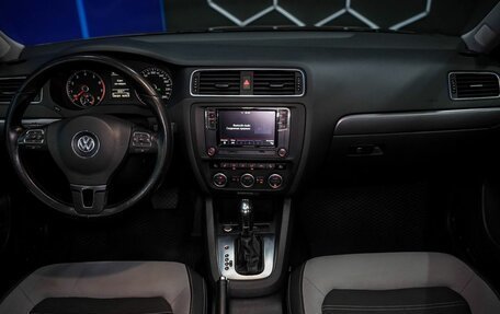 Volkswagen Jetta VI, 2013 год, 1 250 000 рублей, 12 фотография